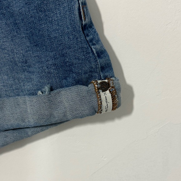 Oneteaspoon High Waist Bandits Shorts! - Picture 4 of 8